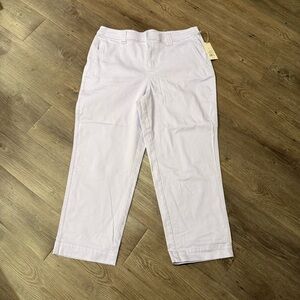 A New Day Lavender Casual Capris Size 14